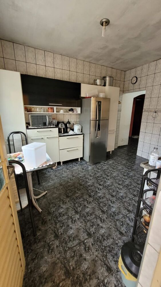 Casa à venda com 3 quartos, 154m² - Foto 3
