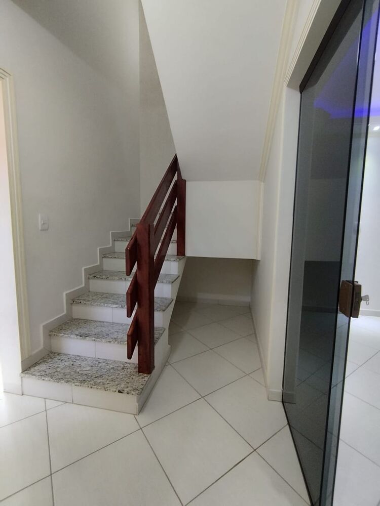 Sobrado, 3 quartos, 215 m² - Foto 4