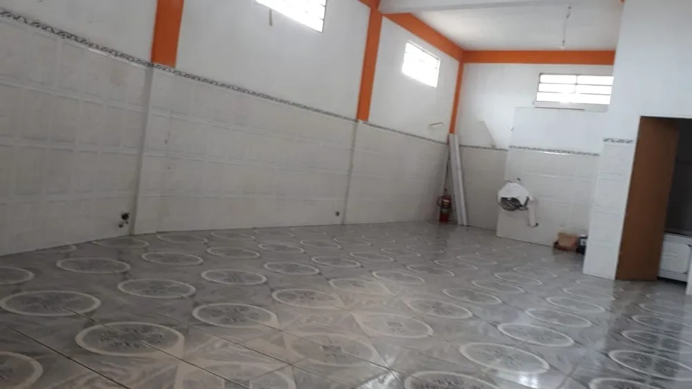 Casa, 1 quarto, 150 m² - Foto 2