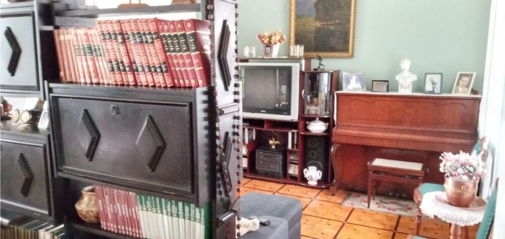 Casa, 5 quartos, 305 m² - Foto 1