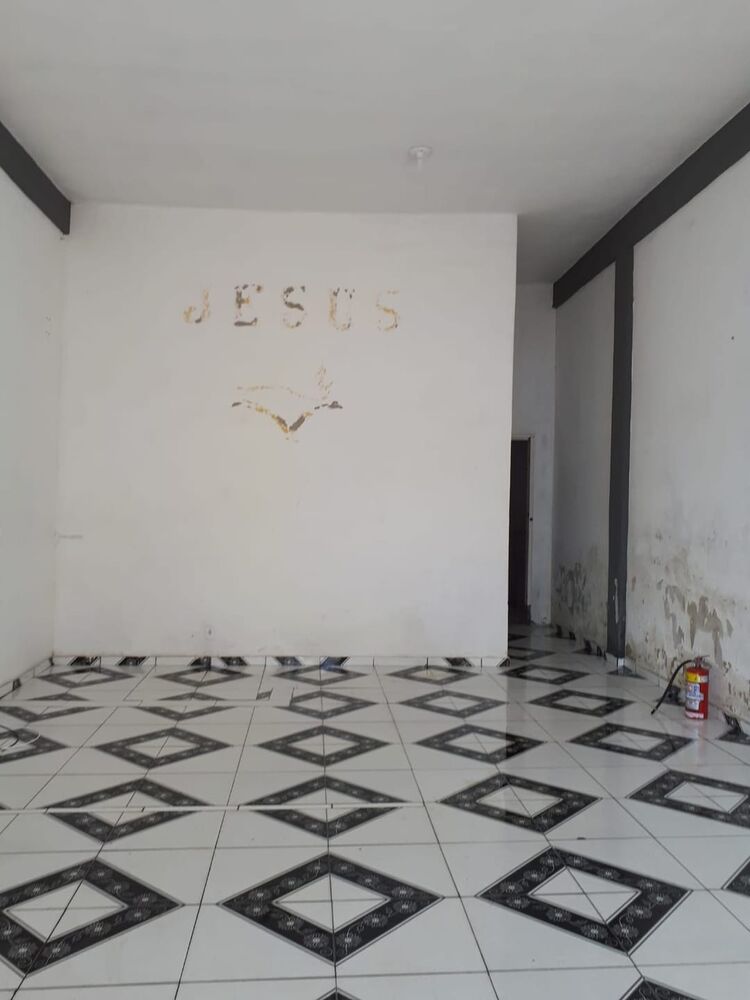 Casa à venda com 1 quarto, 150m² - Foto 4
