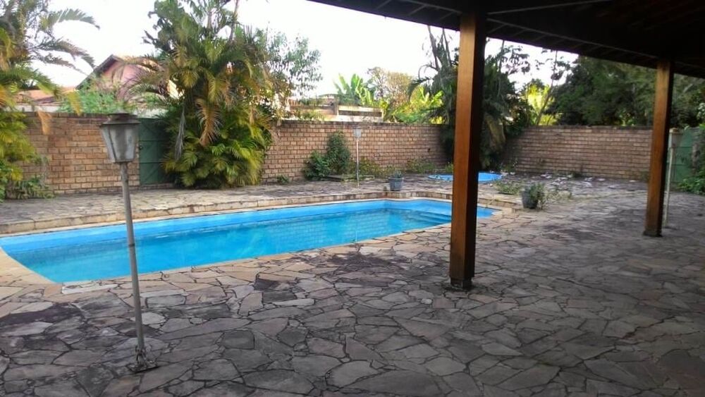 Casa à venda com 5 quartos, 305m² - Foto 15