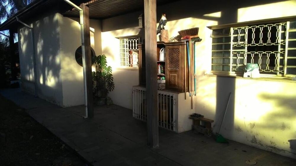 Casa à venda com 5 quartos, 305m² - Foto 5