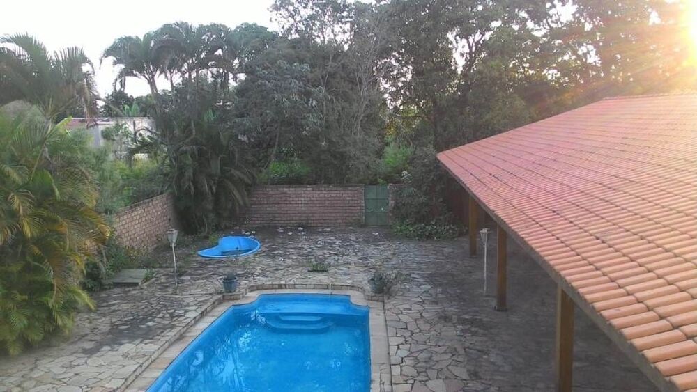 Casa à venda com 5 quartos, 305m² - Foto 27