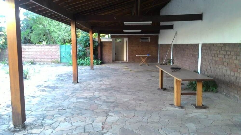 Casa à venda com 5 quartos, 305m² - Foto 18