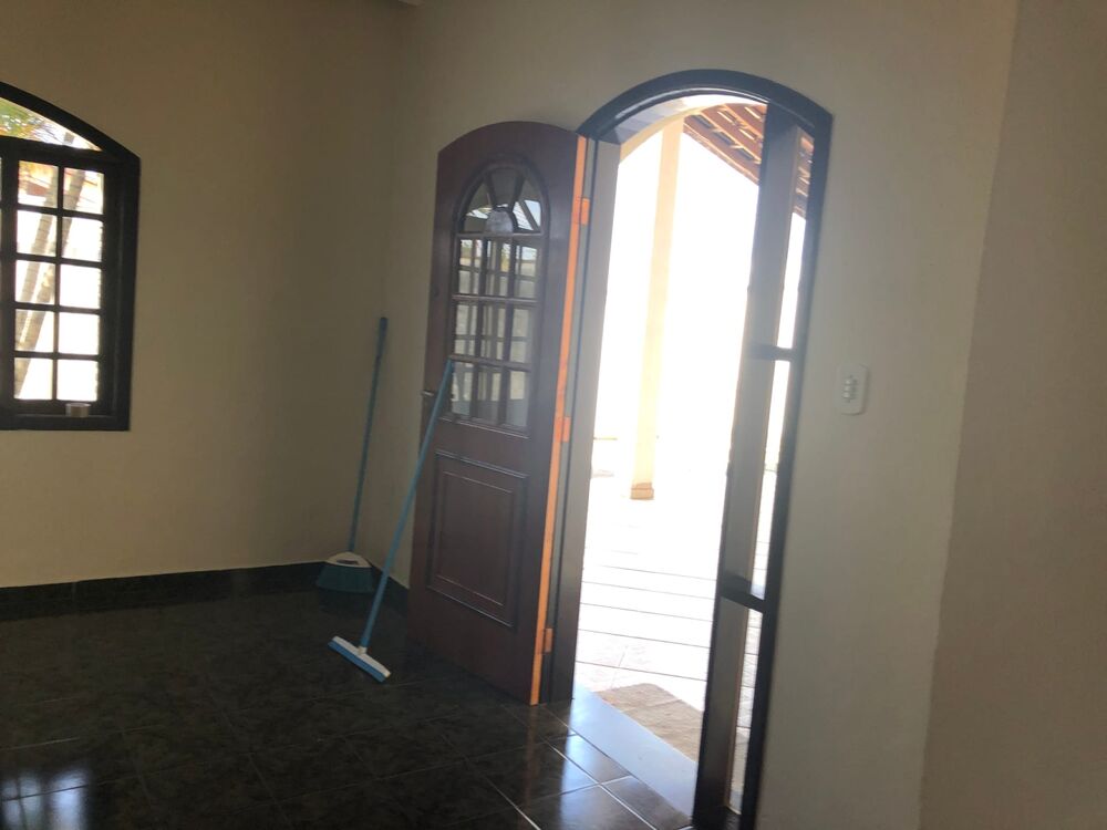 Casa, 6 quartos, 390 m² - Foto 2