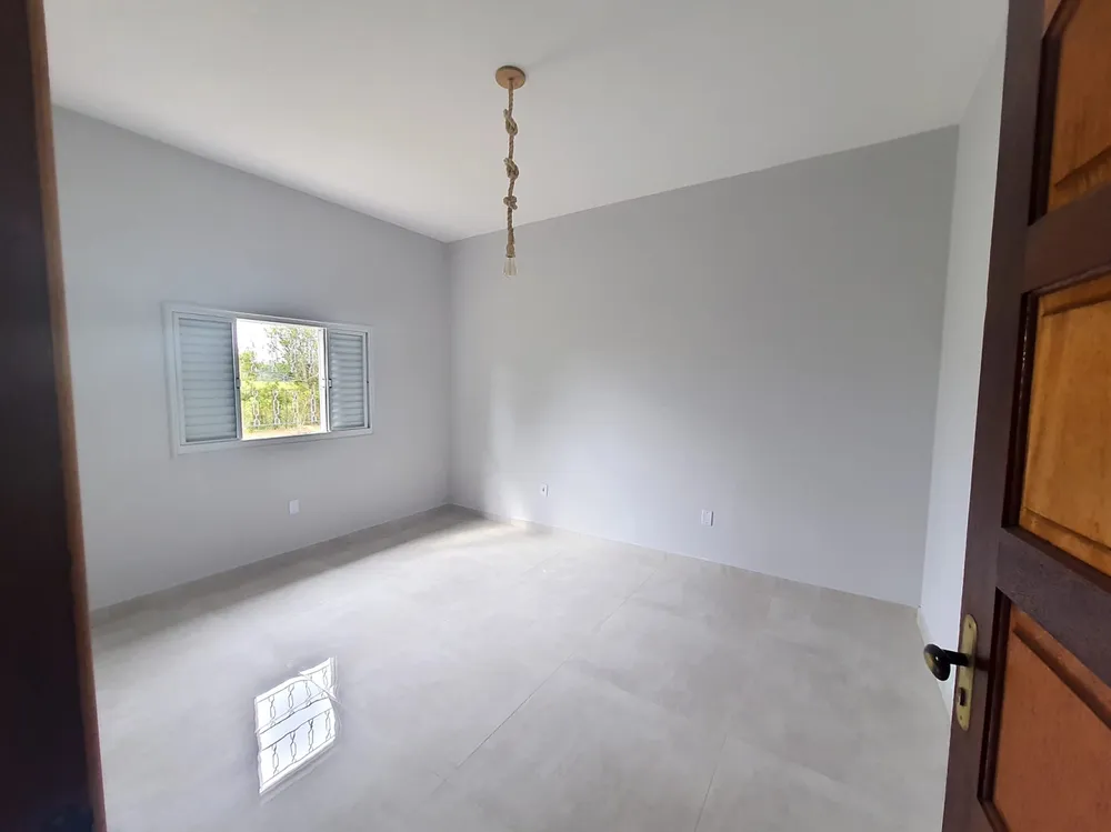 Chácara, 5 quartos, 2185 m² - Foto 1