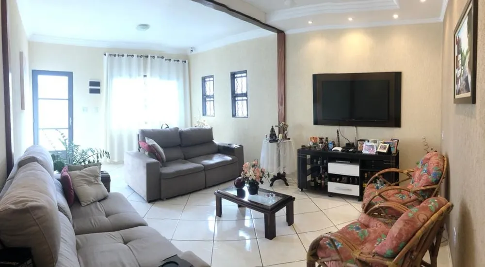 Casa, 3 quartos, 130 m² - Foto 1