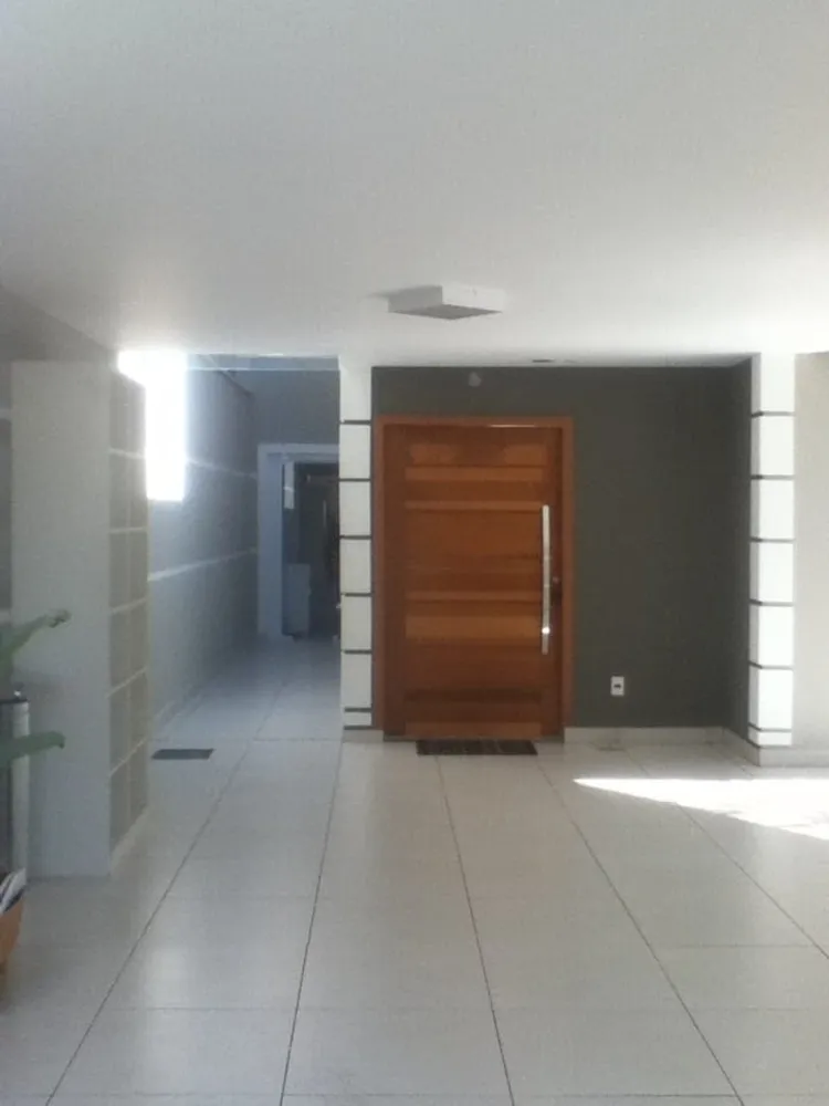 Casa, 3 quartos, 234 m² - Foto 2