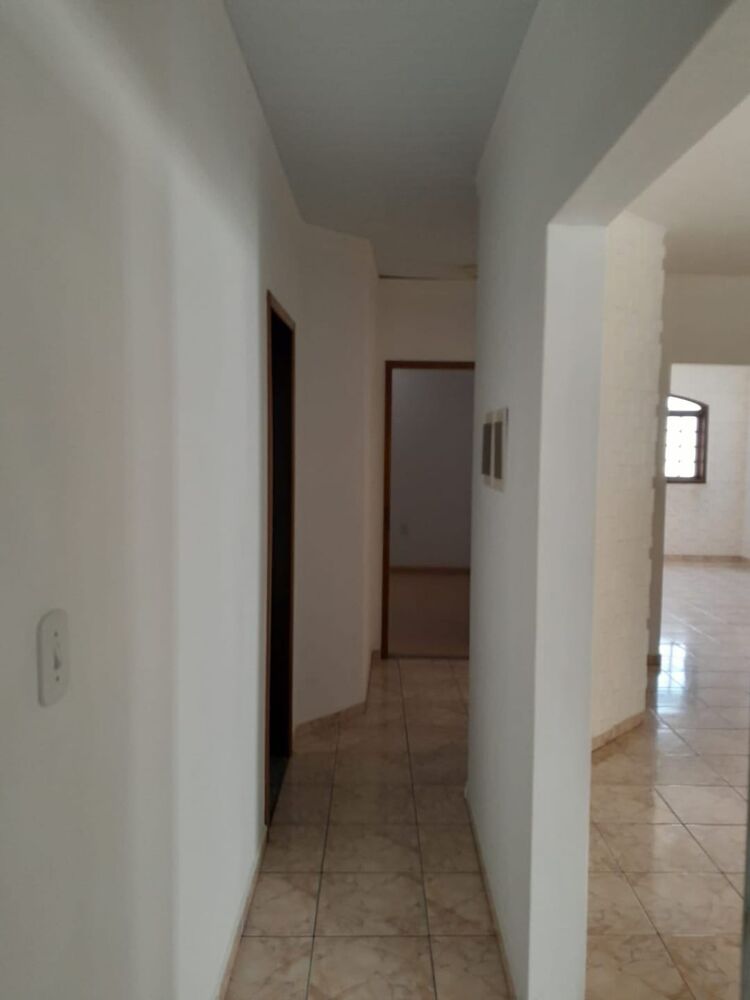 Casa, 3 quartos, 240 m² - Foto 11