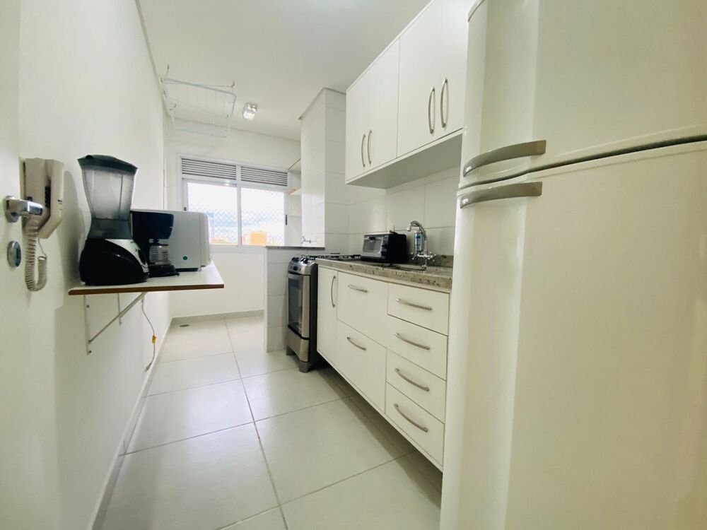 Apartamento à venda com 2 quartos, 65m² - Foto 11