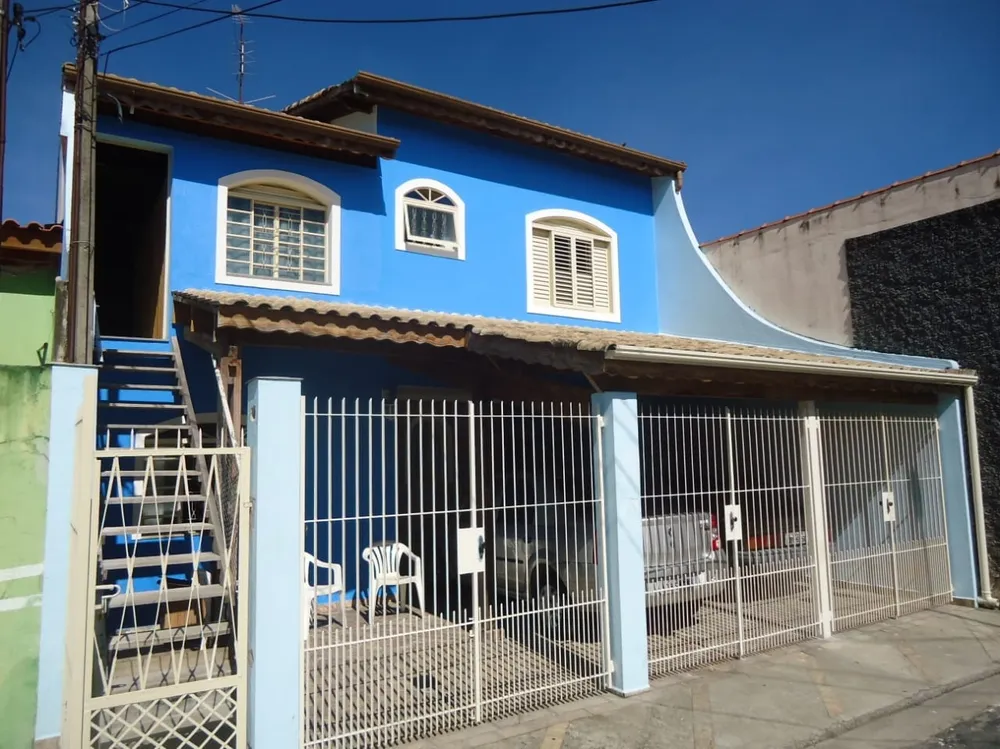 Casa, 3 quartos, 200 m² - Foto 1