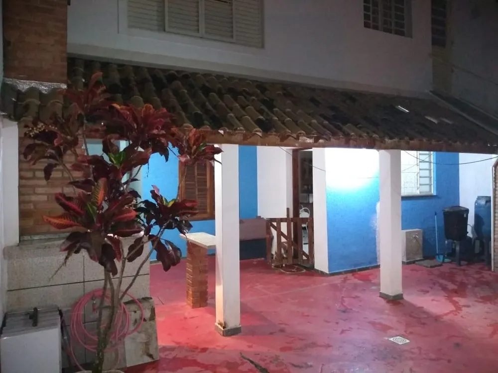 Casa, 3 quartos, 200 m² - Foto 2