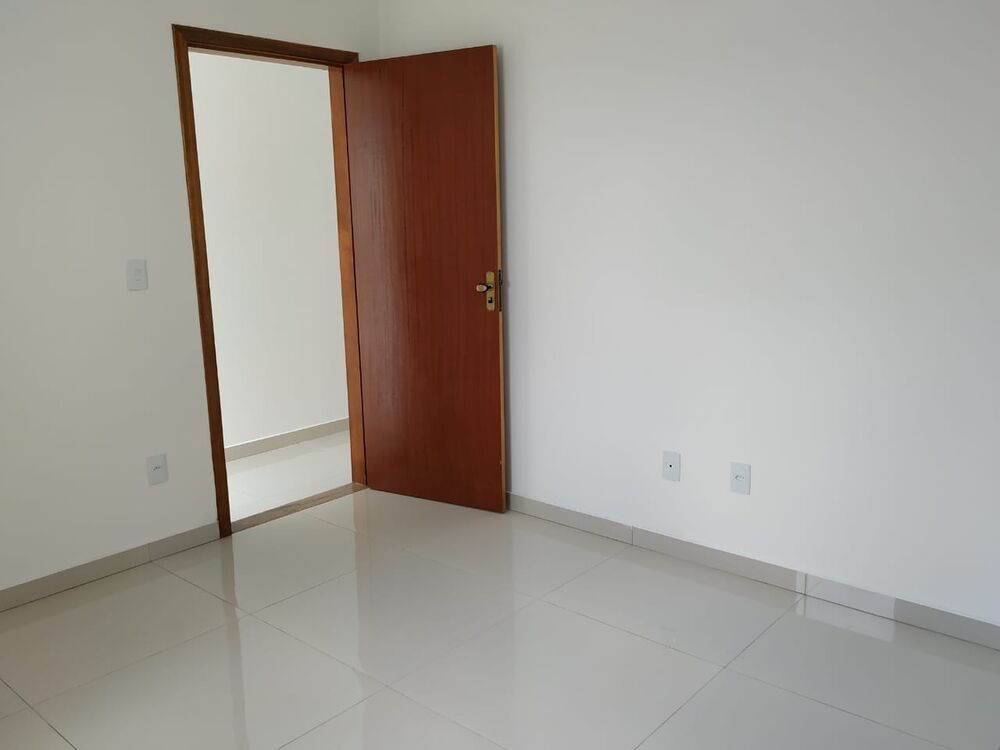 Casa, 2 quartos, 73 m² - Foto 2