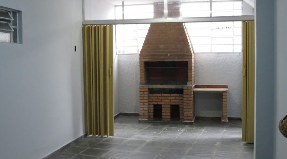 Casa para alugar com 3 quartos, 229m² - Foto 12
