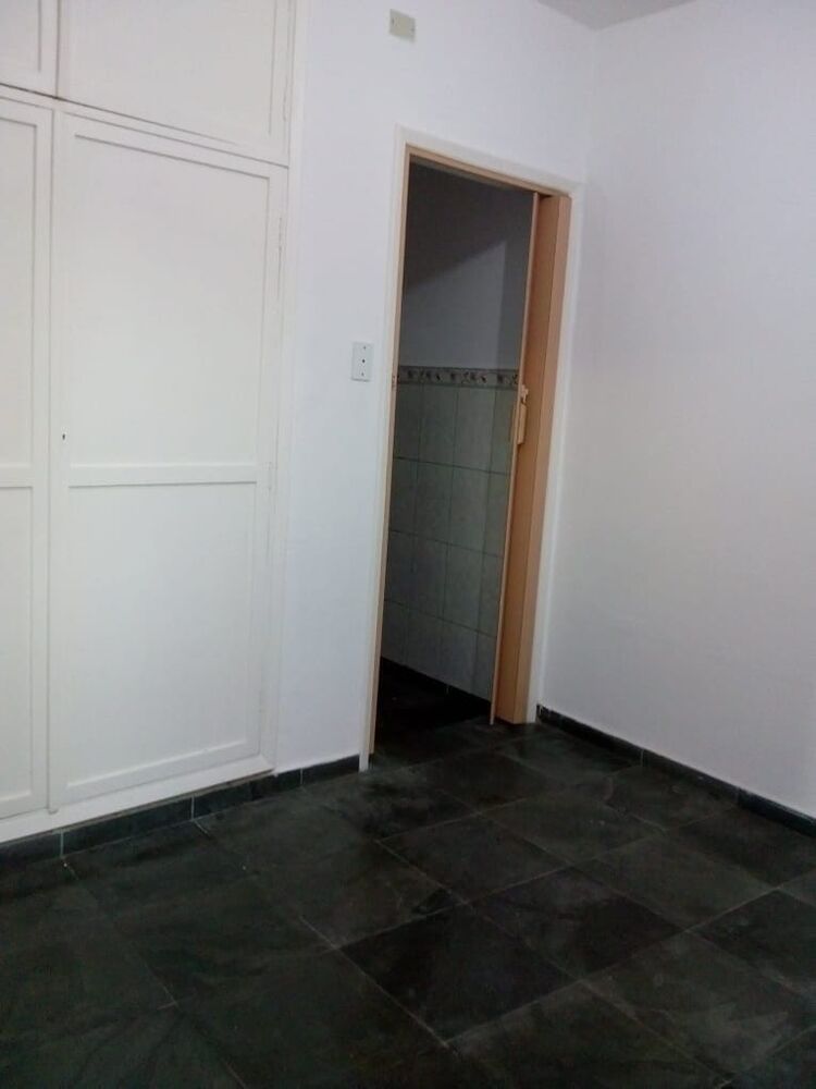 Casa para alugar com 3 quartos, 229m² - Foto 3
