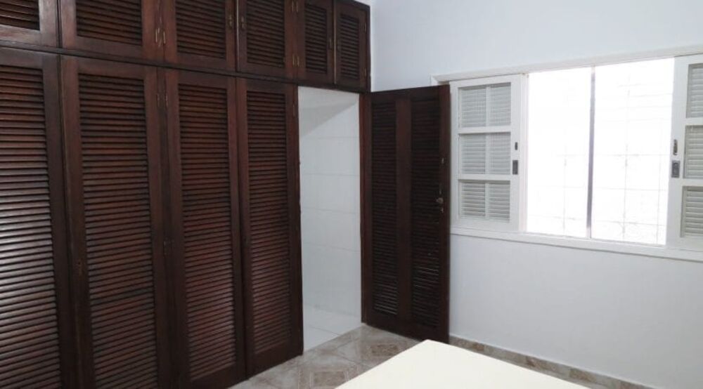 Casa para alugar com 3 quartos, 229m² - Foto 6