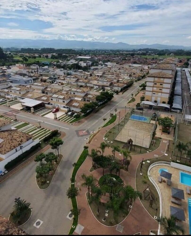 Sobrado à venda com 3 quartos, 87m² - Foto 1