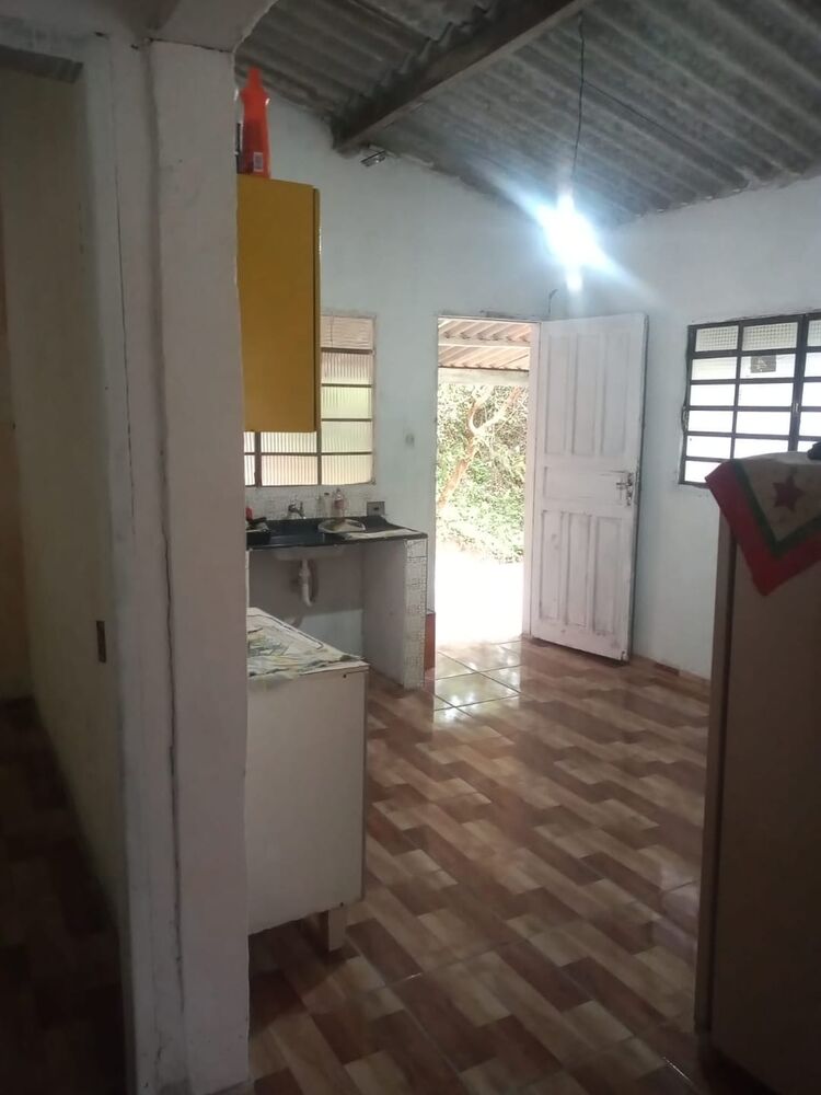 Chácara à venda com 2 quartos, 26000m² - Foto 2