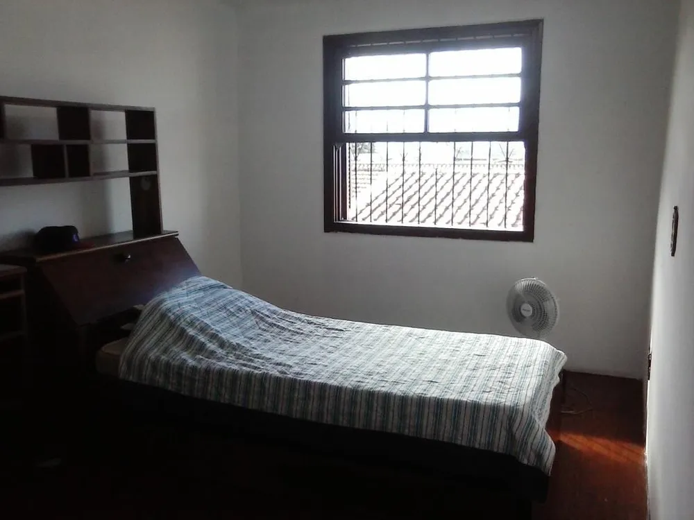 Casa, 6 quartos, 237 m² - Foto 4