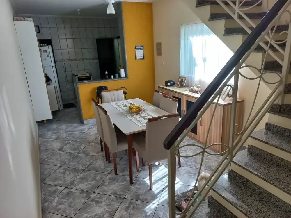 Casa, 3 quartos, 190 m² - Foto 4