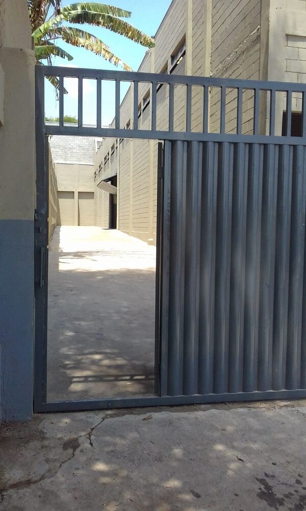 Depósito-Galpão, 750 m² - Foto 2