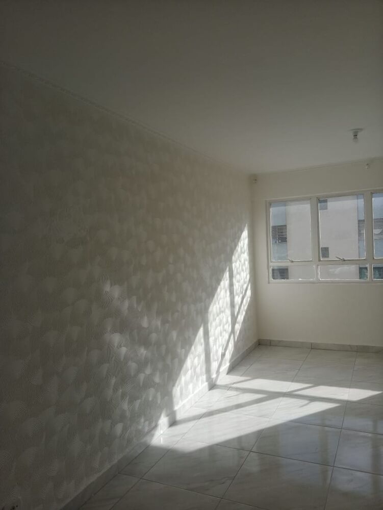Apartamento à venda com 2 quartos, 94m² - Foto 2