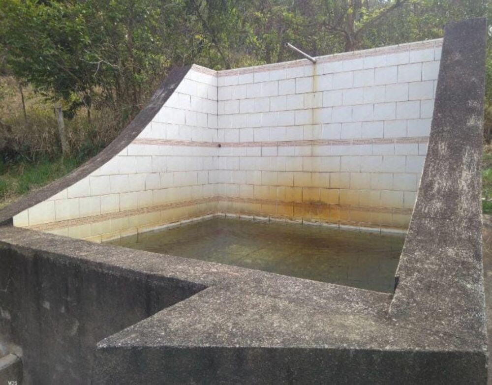 Chácara à venda com 2 quartos, 90m² - Foto 8
