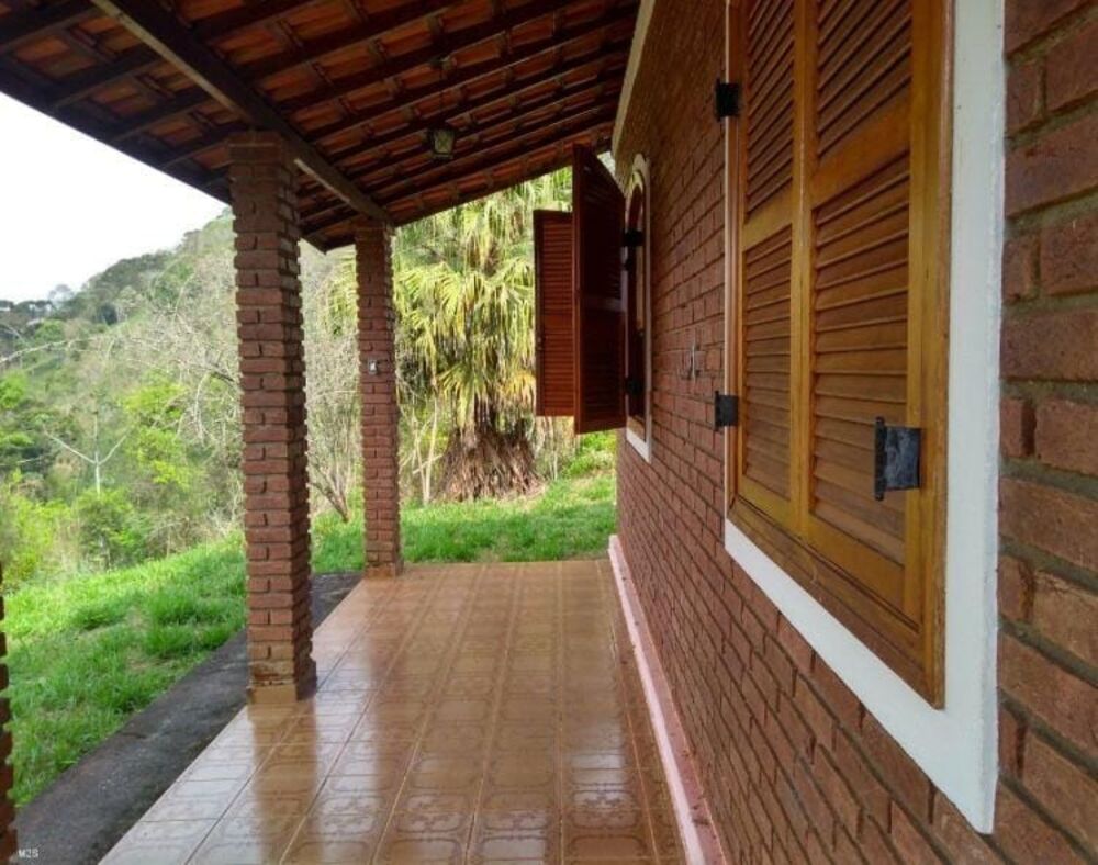 Chácara à venda com 2 quartos, 90m² - Foto 2