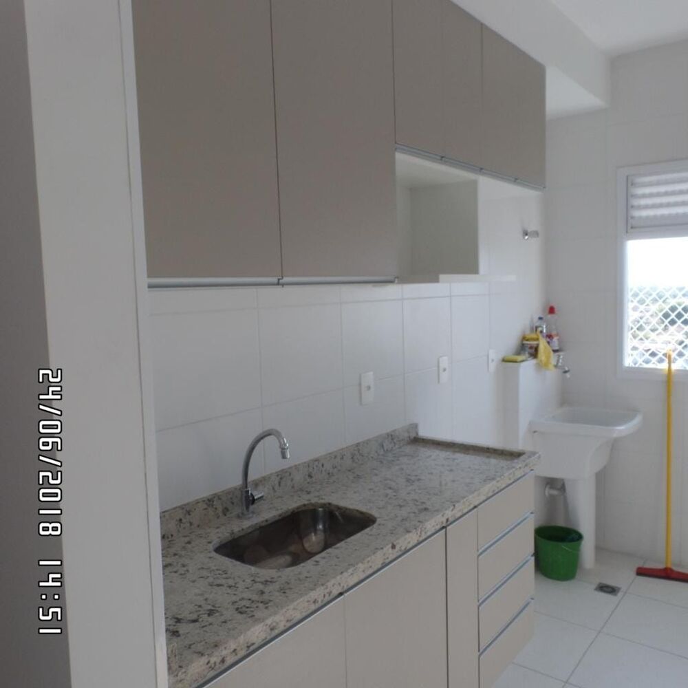 Apartamento à venda com 1 quarto, 41m² - Foto 2