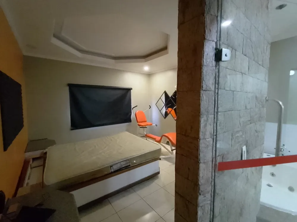 Prédio Inteiro, 2019 m² - Foto 1