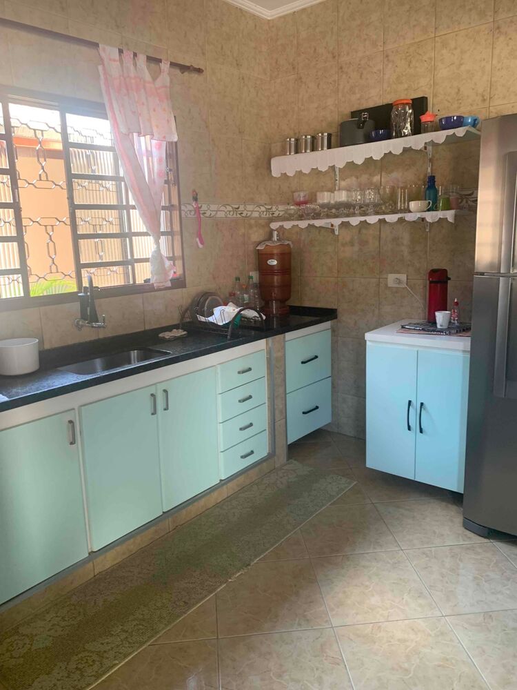 Casa, 5 quartos, 260 m² - Foto 1