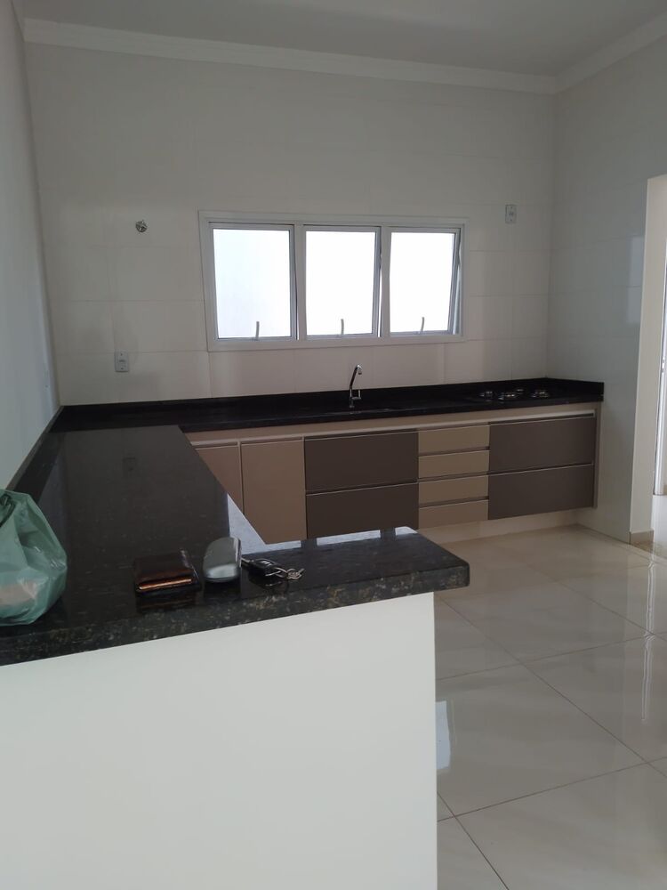 Casa de Condomínio para alugar com 3 quartos, 133m² - Foto 5