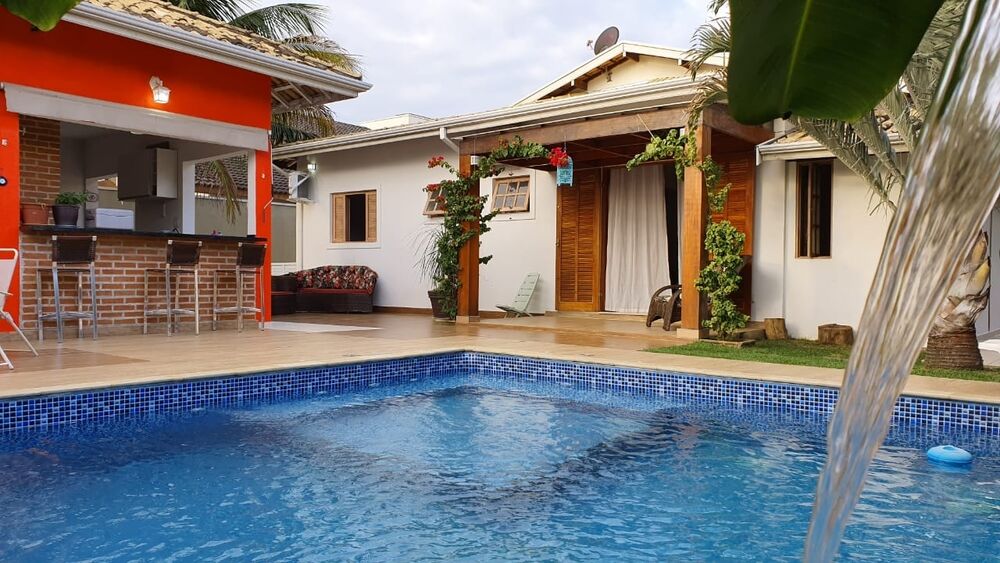 Casa de Condomínio à venda com 3 quartos, 650m² - Foto 1