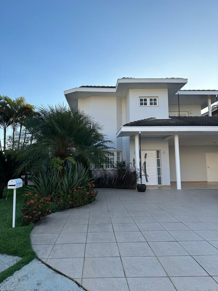 Sobrado, 4 quartos, 320 m² - Foto 1