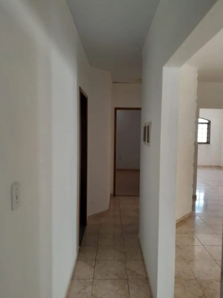 Casa, 3 quartos, 240 m² - Foto 3