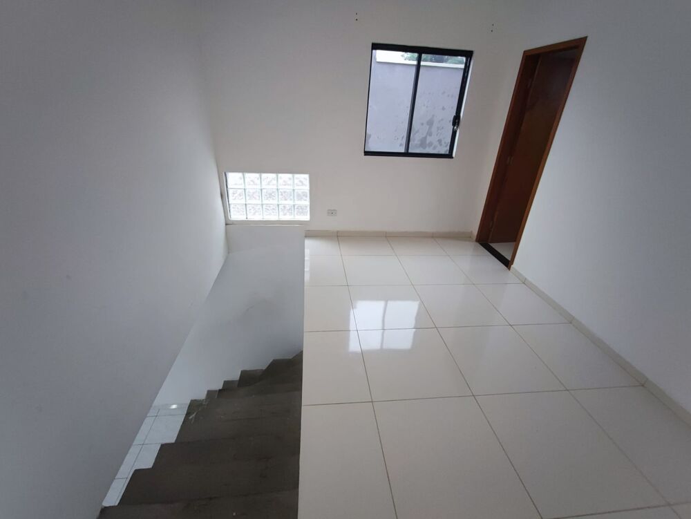 Sobrado à venda com 3 quartos, 200m² - Foto 3