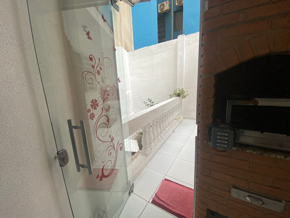 Casa à venda com 4 quartos, 136m² - Foto 5