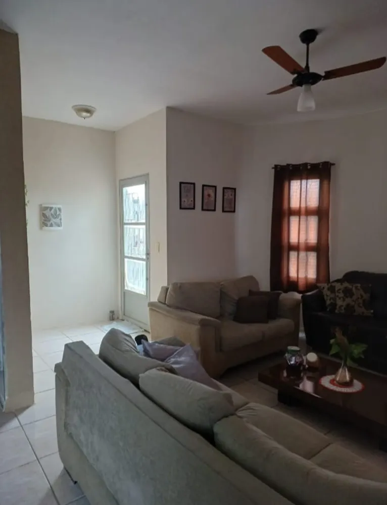 Casa, 3 quartos, 94 m² - Foto 1