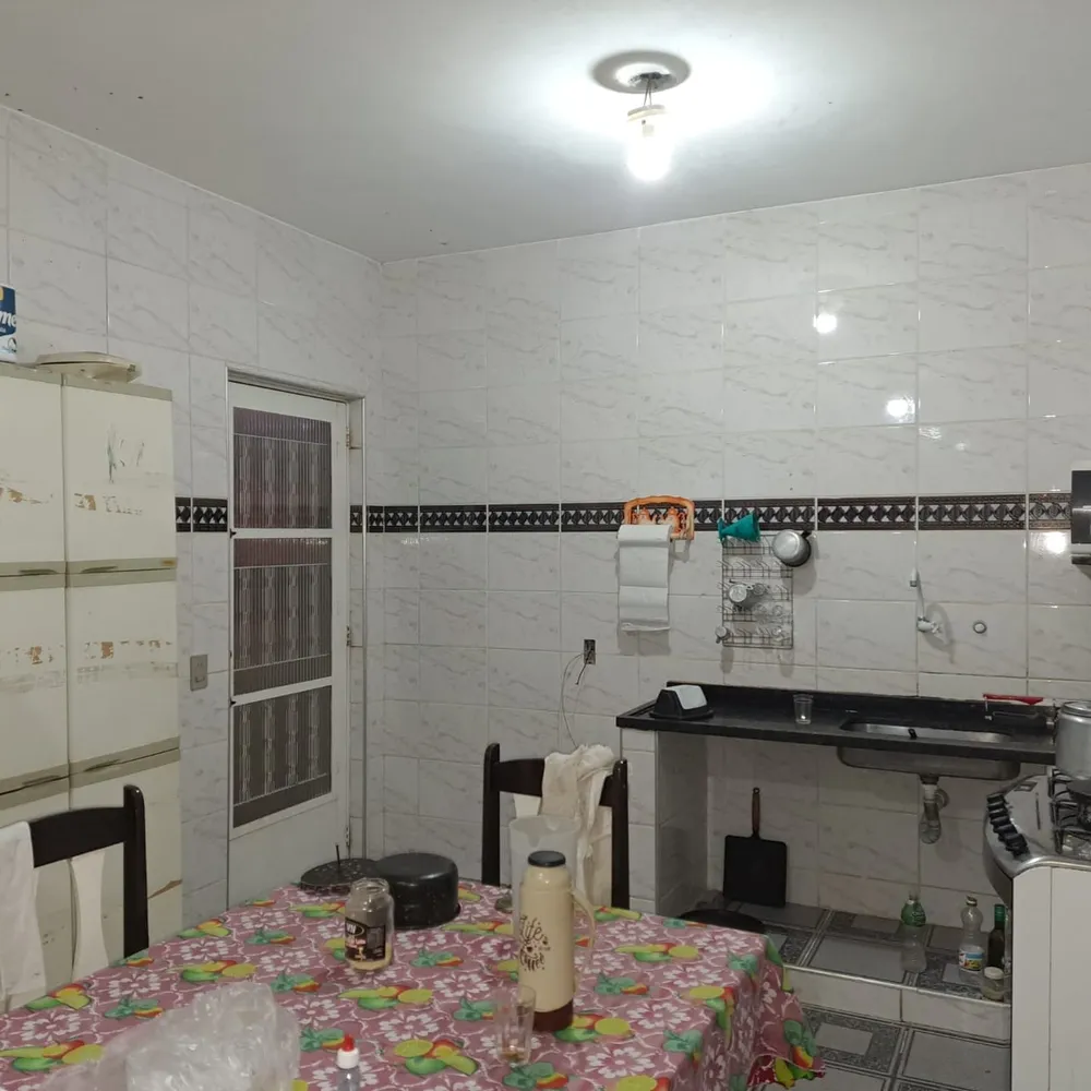Casa, 4 quartos, 190 m² - Foto 2