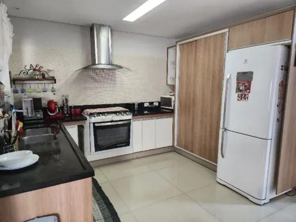 Casa, 5 quartos, 300 m² - Foto 16