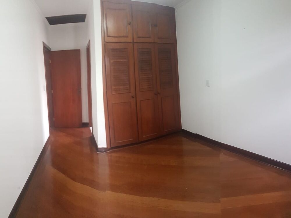 Sobrado à venda com 3 quartos, 402m² - Foto 17