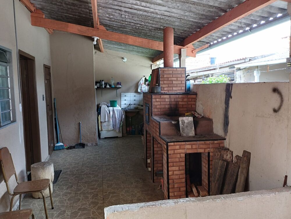 Casa, 5 quartos, 235 m² - Foto 3