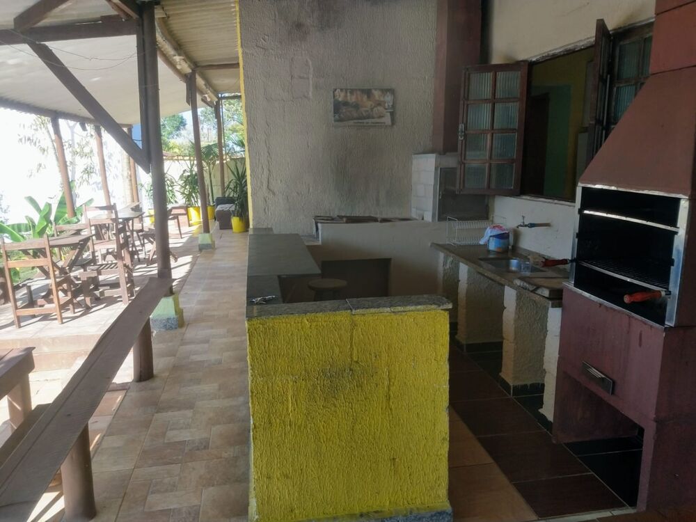 Chácara, 3 quartos, 2071 m² - Foto 8