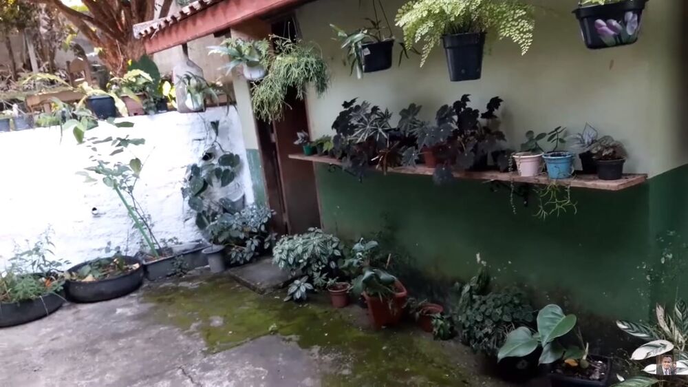 Casa à venda com 3 quartos, 214m² - Foto 2