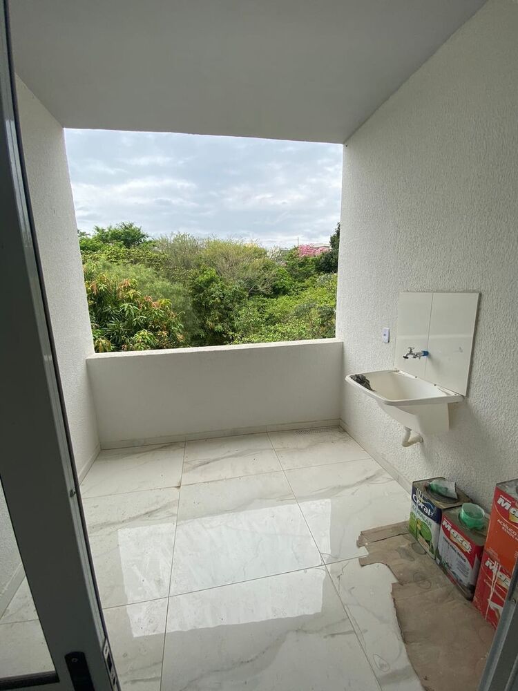 Casa à venda com 3 quartos, 124m² - Foto 3