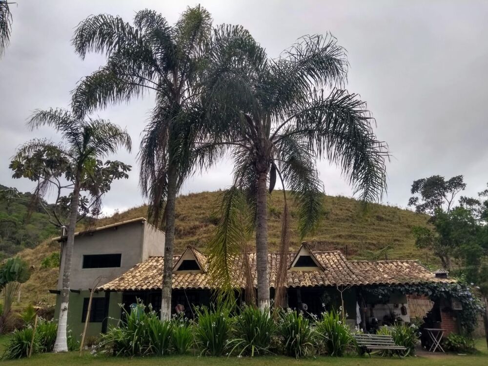 Fazenda à venda com 3 quartos, 2008600m² - Foto 1