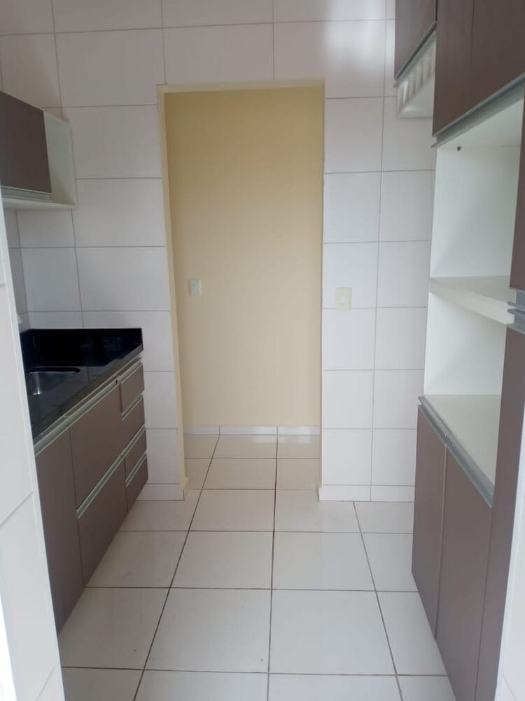 Apartamento à venda com 3 quartos, 85m² - Foto 12