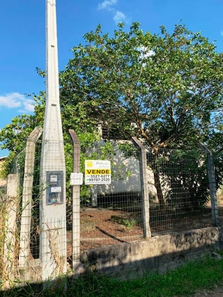 Chácara à venda com 1 quarto, 100m² - Foto 2