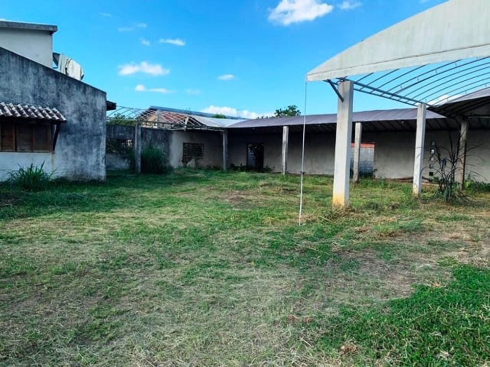 Chácara à venda com 1 quarto, 100m² - Foto 5